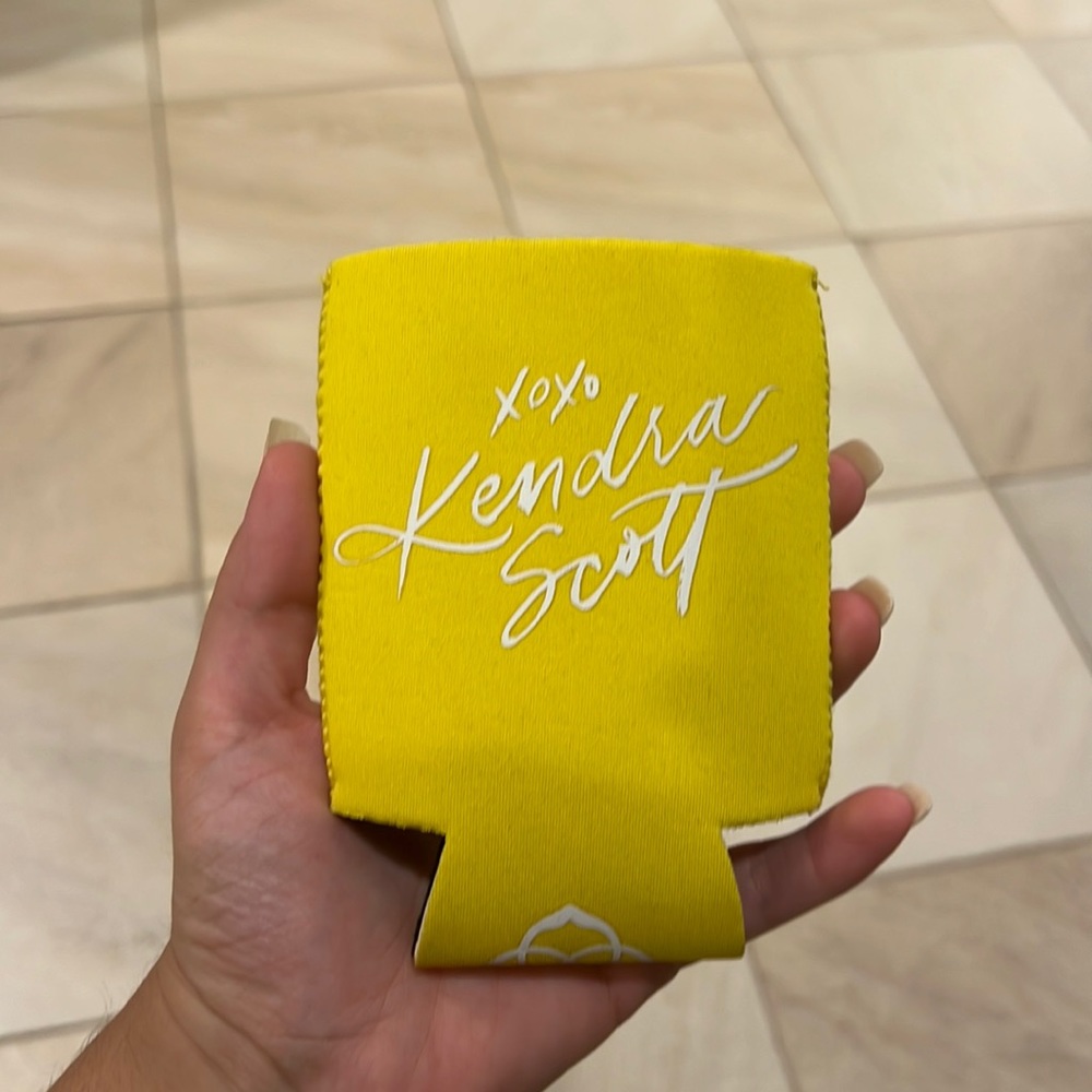 Kendra scott drink holder